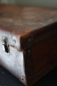 Antique Leather Case